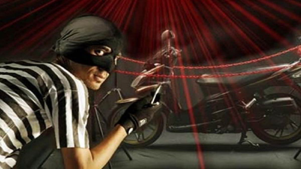 Ilustrasi Maling Motor