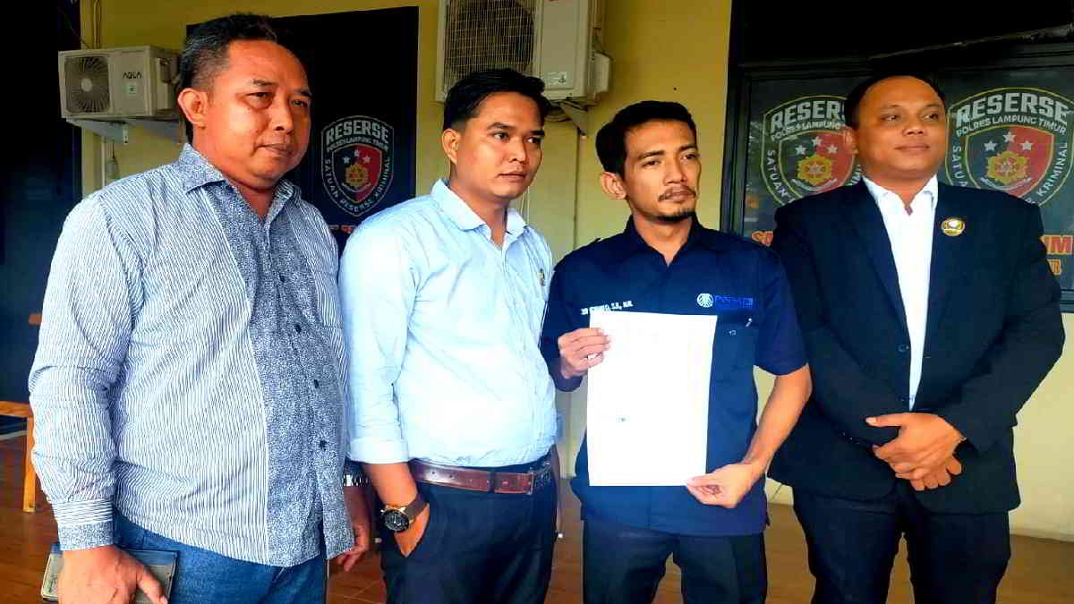Heri NJA, resmi melaporkan Yulianto, pengusaha singkong asal Sekampung Udik, Lampung Timur ke polisi, Senin (8/7).
