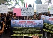 Geruduk Plaza Pemko Bekasi, GMBI Suarakan Carut Marut PPDB 2024