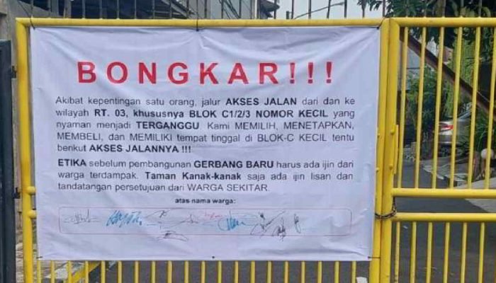DUH! Akibat Kepentingan Satu Orang Akses Jalan di Komplek Duta Harapan Bekasi, Ditutup