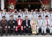 50 anggota DPRD Lampung Timur Dilantik, Rida Ditunjuk Ketua Sementara