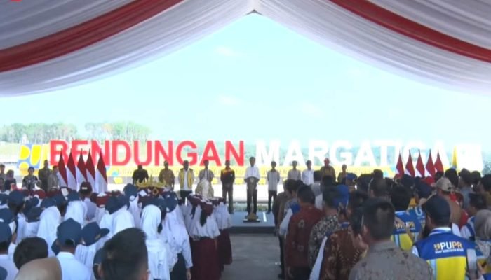 Jokwi Resmikan Pengorperasian Bendung Margatiga Lampung Timur