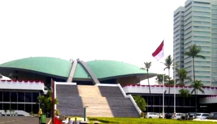 Pilkada oleh DPRD: Efisiensi Semu dan Ongkos Sosial yang Terlupakan