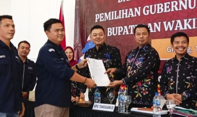 Rapat Pleno Terbuka Rekapitulasi dan Penetapan Daftar Sementara (DPS) pemilihan Gubernur dan Wakil Gubernur, Bupati dan Wakil Bupati Tanggamus, Sabtu 10/8/2024