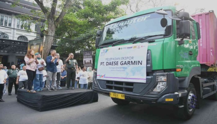 Momentum Kebangkitan Industri Tekstil, Produk Garmen Bandung Ekspor ke Amerika Serikat