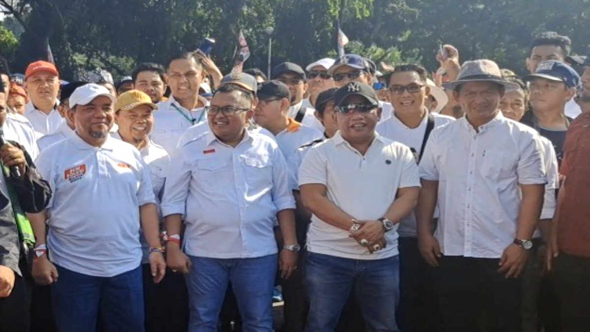Pasangan Heri Koswara-Sholihin jadi yang pertama deklarasi sebagai pasangan calon wali kota dan wakil wali kota Bekasi untuk Pilkada 2024, Minggu 25 Agustus 2024
