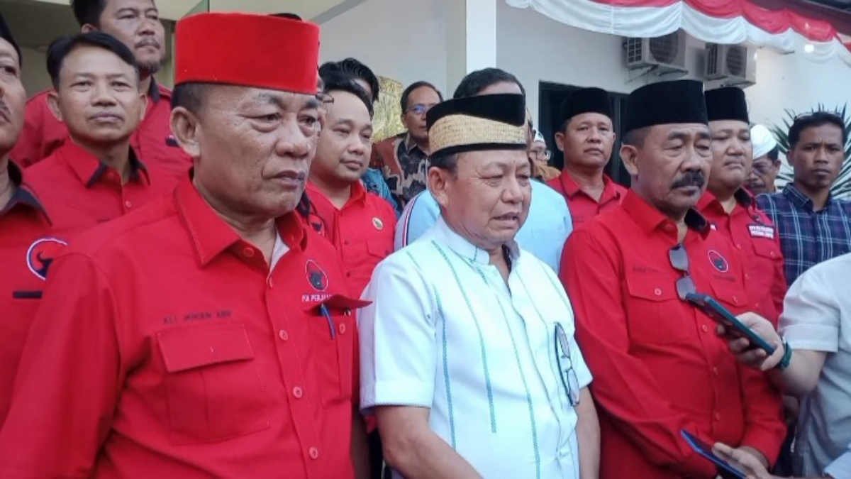 Akhirnya berkas pendaftaran bakal Paslon Bupati Lampung Timur Dawam-Ketut Erawan diterima KPU, Kamis 12 September 2024