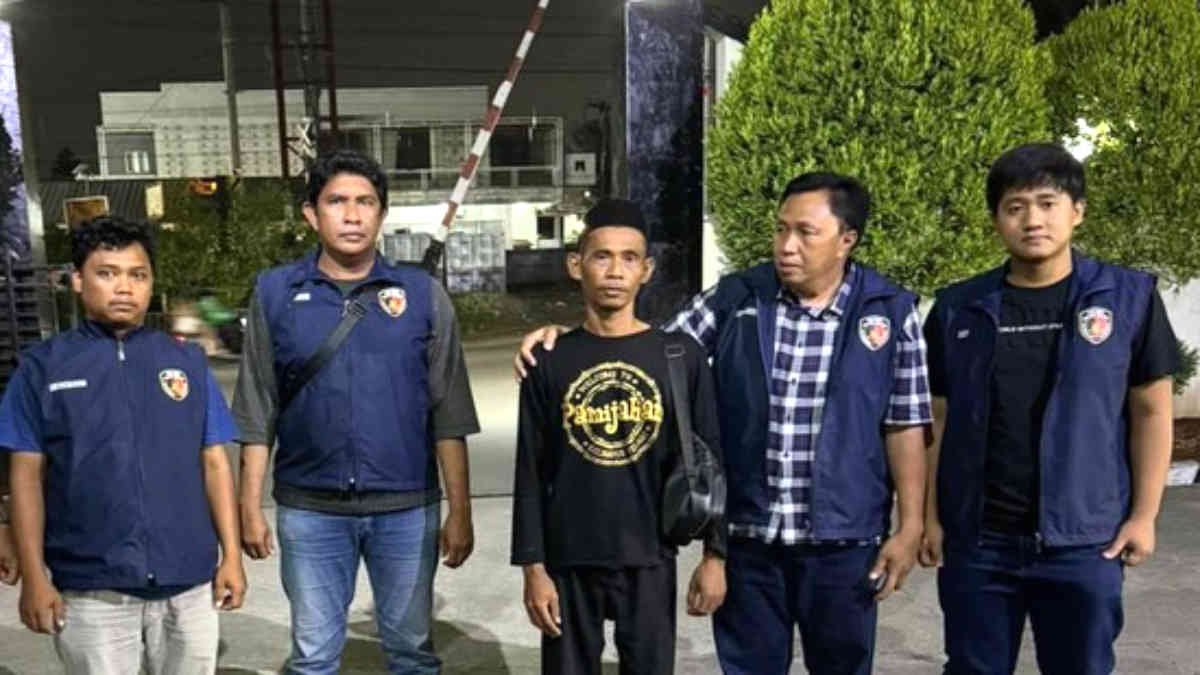 Pelaku pencabulan santriwati di Bekasi, diamankan pihak kepolisian (foto dok Ist)