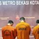 Tiga orang pelaku penipuan kredit memalsukan dokumen ditetapkan sebagai tersangka ditahan oleh Polrestro Bekasi Kota, Rabu 18 September 2024