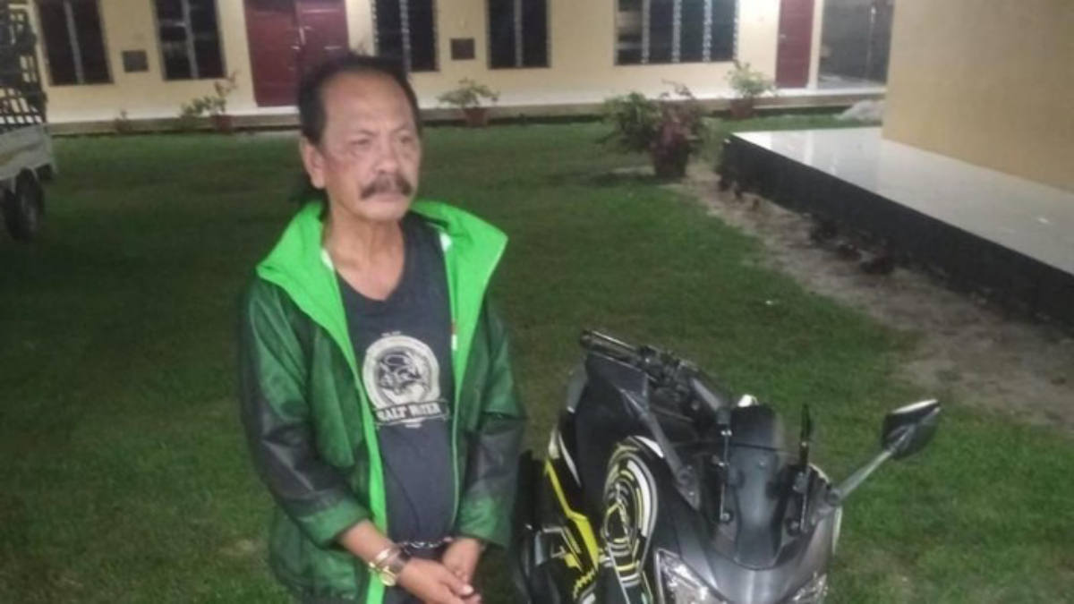 Foto: Pelaku Viktor Sirait saat diamankan. (Foto: Dok. Polres Simalungun)