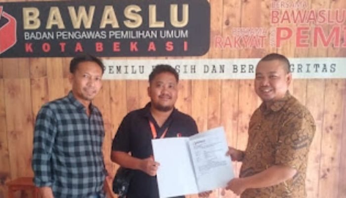 Dianggap Money Politik, Program Tebus Murah Salah Satu Paslon Dilaporkan ke Bawaslu Kota Bekasi