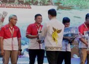 Ibnu Hary Wahyudi tenaga pendidik atau Guru Teknik Audio Video (TAV) pada SMKN 7 Kota Bekasi juara 2 KKIN ke-IX di Sorong- foto ist