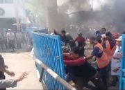 Foto: Kantor Kesyahbandaran dan Otoritas Pelabuhan (KSOP) Panjang, di Bandar Lampung, digeruduk ratusan massa, pada Selasa 29 Oktober 2024, (foto_ist)