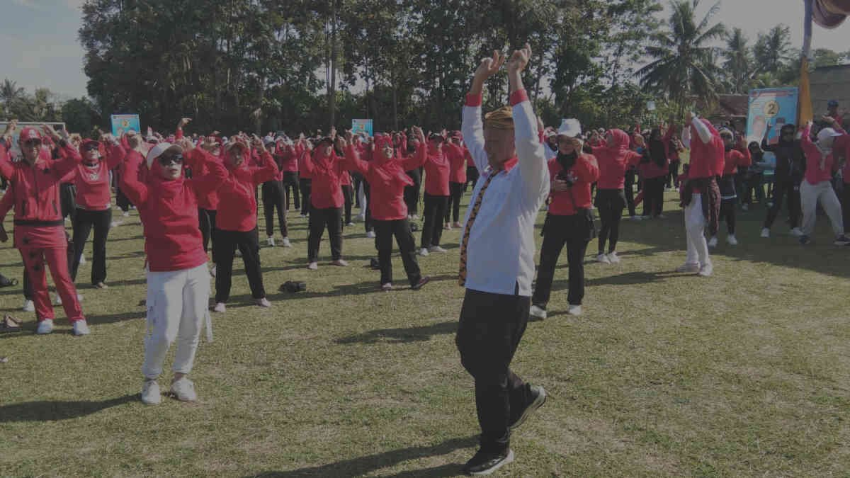 Paslon DAI untuk Pilkada Lampung Timur, menggelar Kampanye terbuka di Lapangan desa Gedungwani Timur, Margatiga, hadir Bang Ipul, Minggu 20 Oktober 2024.