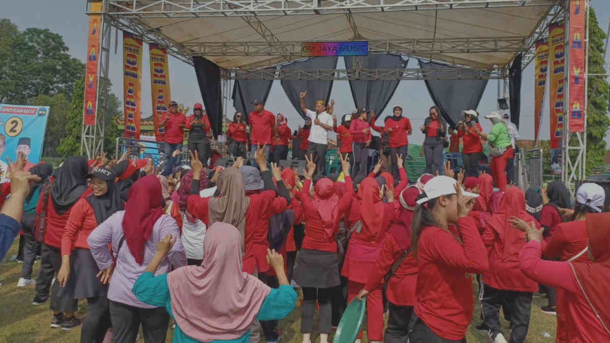 Paslon Dawam-Ketut Erawan (DAI) menggelar kampanye simpatik di Pekalongan, pada Selasa 8 Oktober 2024