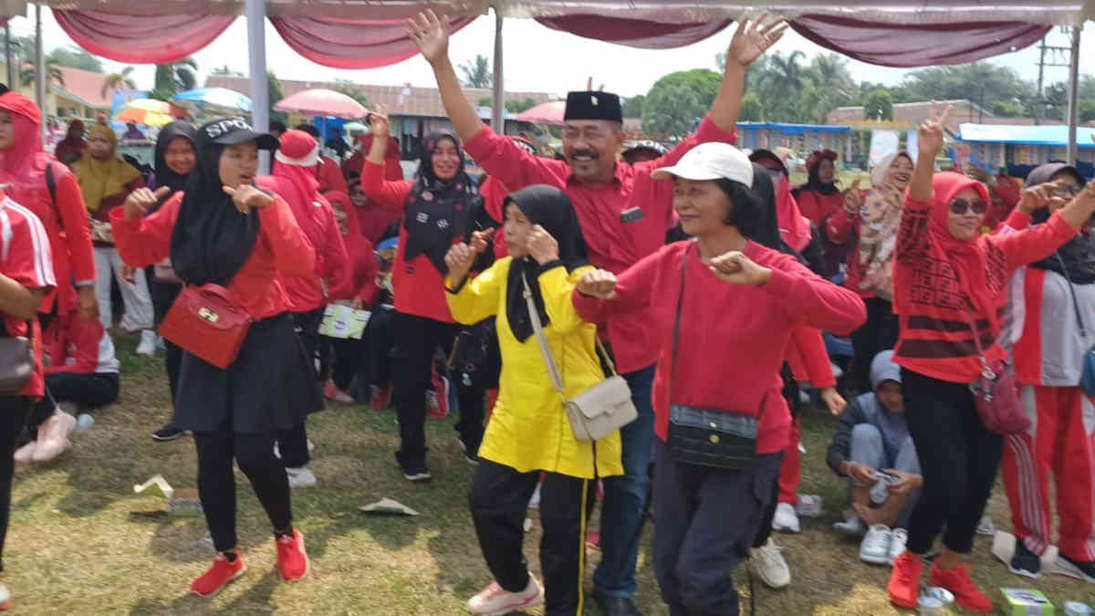 -Pasangan calon Bupati dan Wakil Bupati Lampung Timur M.Dawam Rahardjo - Ketut Erawan (DAI) kembali menggelar kampanye simpatik, Selasa 8 Oktober 2024.