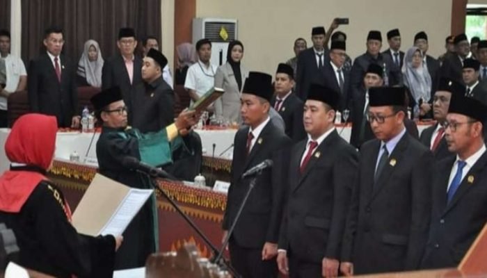 Agung Setio Utomo Resmi Jadi Ketua DPRD Tanggamus Periode 2024-2029