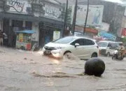 BMKG Peringatkan Mudik Lebaran 2026 di Jabar: Hujan, Banjir Rob hingga Ancaman Longsor Mengintai Pemudik