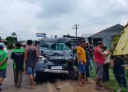 Adu “Kambing” Grand Max vs Colt Diesel di Ir Sutami Lampung Timur