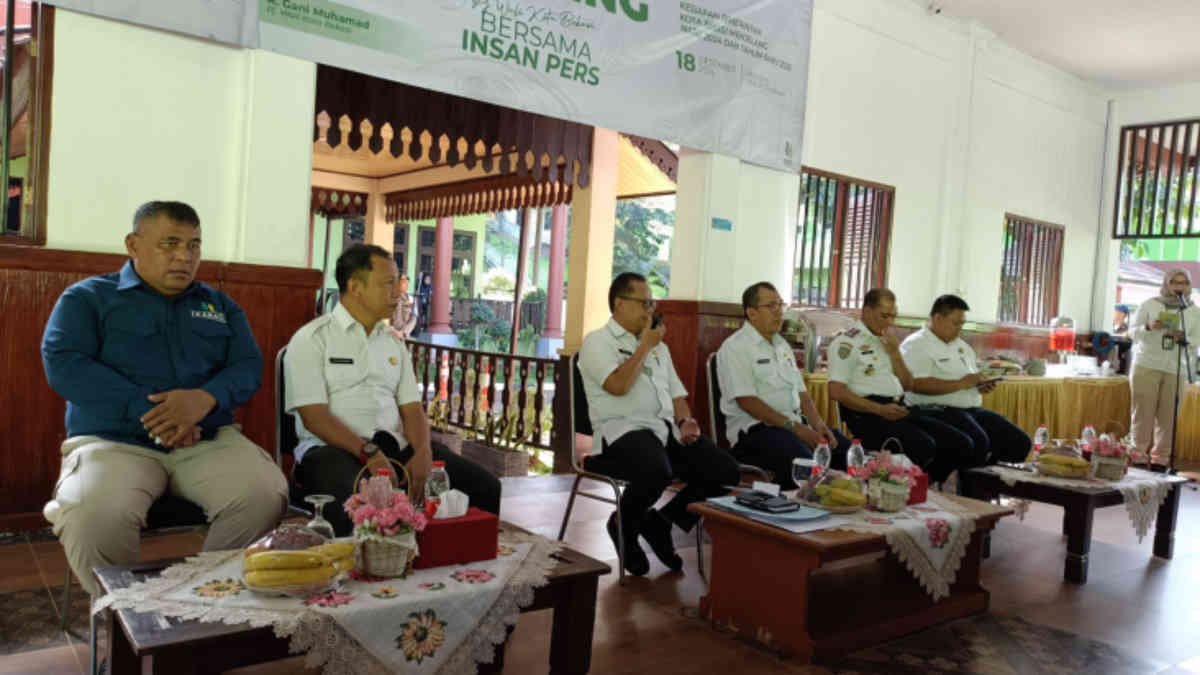 Coffe Morning Pj Wali Kota Bekasi bersama insan pers di Pendopo Plaza Pemko Bekasi, Rabu 18 Desember 2024 - foto doc