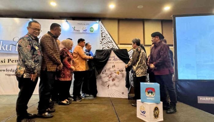 Buku Praktik Baik: Inovasi Pembiayaan Alternatif Pembangunan Daerah yang Digagas Apeksi, Diluncurkan