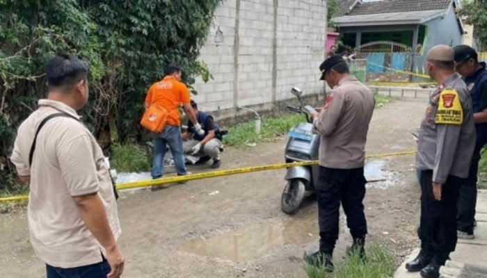 Pemain Sinetron Mak Lampir Tewas Ditusuk di Kompleknya Desa Cibarusah Jaya, Pelaku Dalam Buruan Polisi