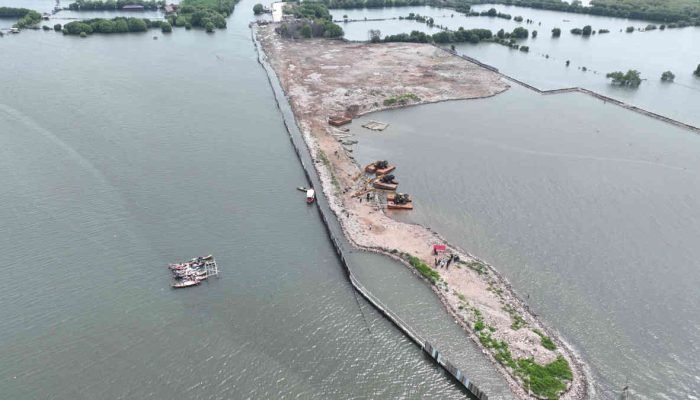 KKP Segel Pagar Laut di Perairan Utara Bekasi, Setelah Jadi Sorotan Mirip di Tangerang
