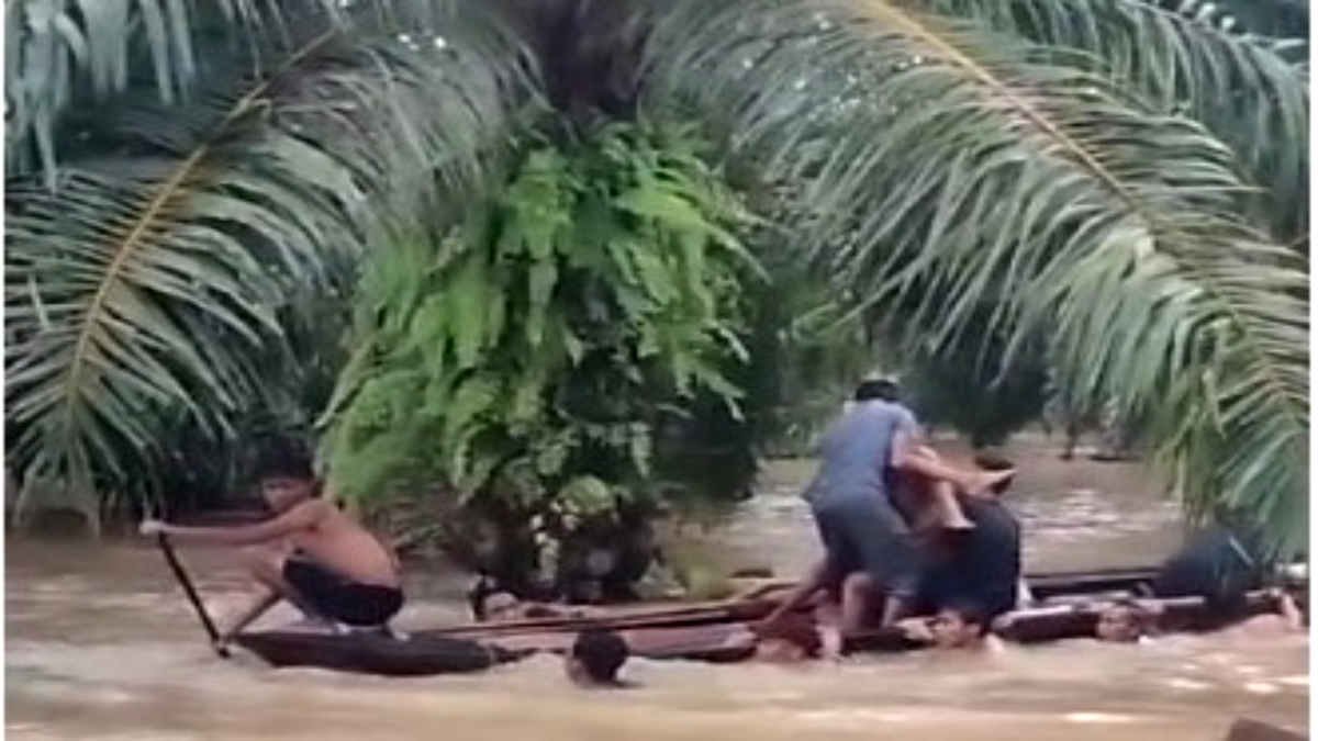 Pelajar SMP di Jabung ditemukan meninggal terseret arus banjir di Desa Asahan, Lampung Timur, Rabu 22 Januari 2025