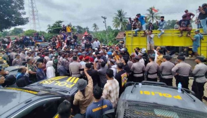 Petani Singkong Lampung Timur Kembali Turun ke Jalan Tuntut Kenaikan Harga