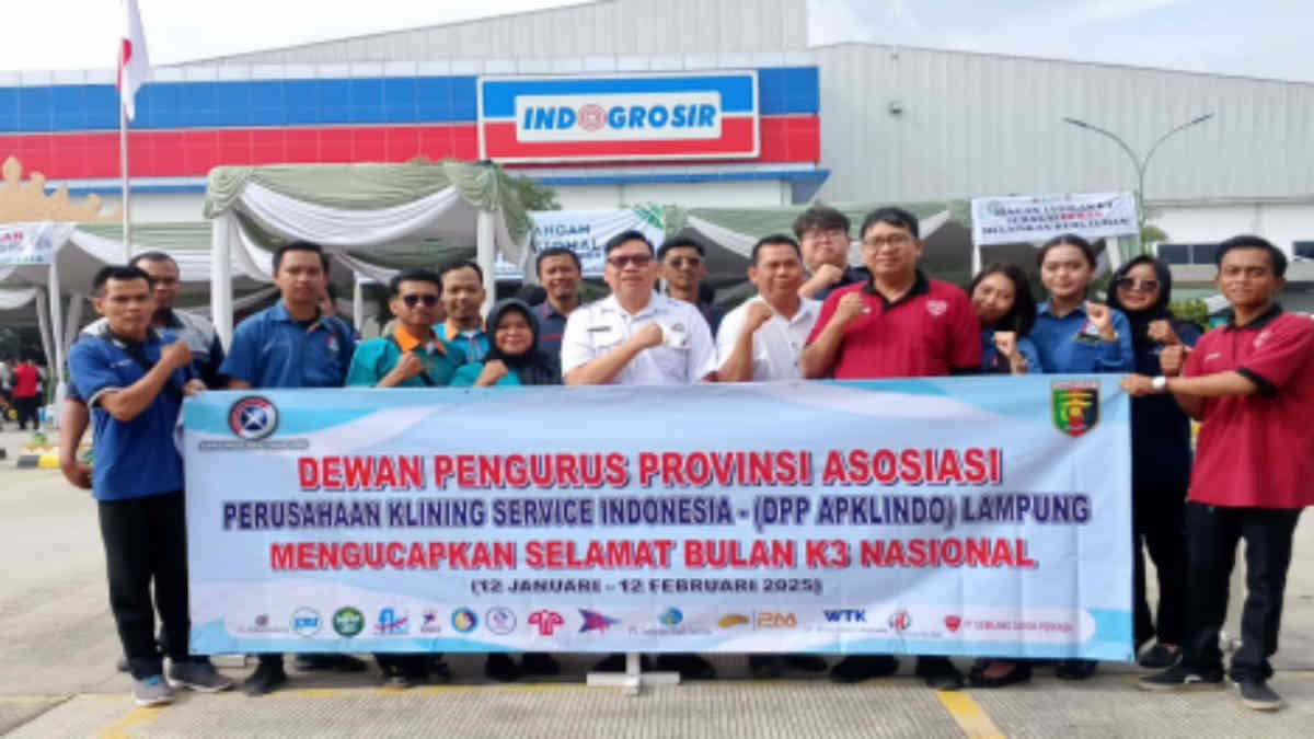 Foto: DPP Apklindo Lampung dan beberapa perusahaan anggota serta beberapa perwakilan karyawan perusahaan usai mengikuti peringatan Bulan K3 Nasional, Rabu 5 Februari 2025