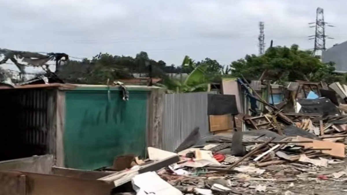 Penampakan penggusuran oleh PN Cikarang Kelas IIdi lahan Kluster setia Mekar, Tambun Selatan, Kabupaten Bekasi pada 30 Januari 2025 lalu