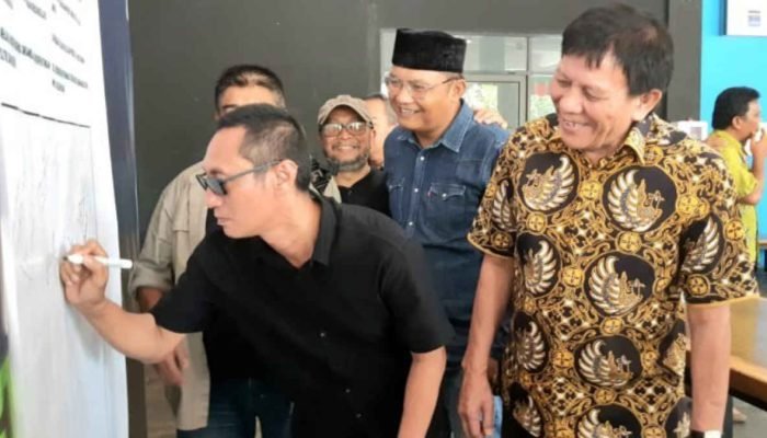 Marganas Ditunjuk Plt Ketua PWI Kepri versi Zulmansyah Sekedang