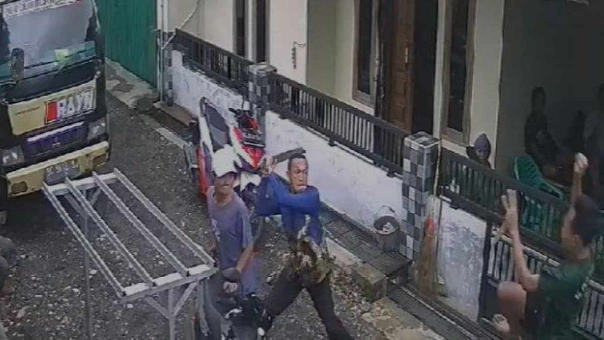 Foto - Kadus di Desa Natar, Kecamatan Natar, Lampung Selatan, saat melakukan penganiayaan, Kamis (23/1/2025) lalu. Polres Lampung Selatan mengamankan pelaku, Selasa (4/2/2025). doc ist