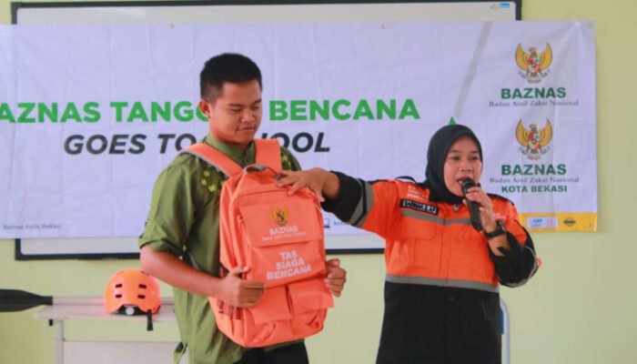 Baznas Kota Bekasi Edukasi dan Simulasi Bencana Lewat Program ‘BTB Goes to School’