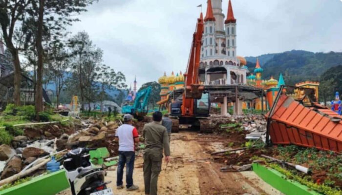 Pembongkaran Wahana Hybisc Fantasy di Puncak Bogor Masih Berlanjut, Ini Progres di Lokasi