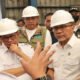 Menko Pangan Zulhas Gubernur Pramono didampingi Wali Kota Bekasi Tri Adhianto, melakukan kunjungan ke TPST Bantargebang, Rabu 19 Maret 2025 - foto doc