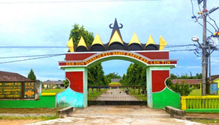 Korwil Bidang Pendidikan Waway Karya Bela Kepsek Terkait Praktik Jual Beli LKS