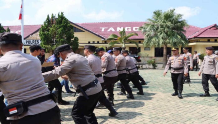 Simulasi Ricuh Unjuk Rasa Warnai Kesiapan May Day Polres Tanggamus