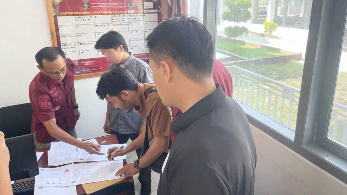 Foto: MH dibebaskan berdasarkan Surat Keputusan Menteri Hukum dan HAM Nomor: PAS-705.PK.05.09 Tahun 2025 tertanggal 5 Mei 2025, setelah dinyatakan memenuhi seluruh syarat administratif dan substantif.