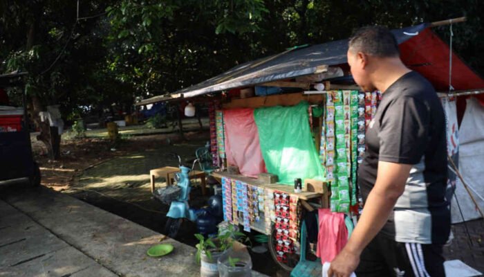 Hutan Kota Jadi Rumah Singgah PKL, Wali Kota Bekasi Perintahkan UPTD Tindak Tegas