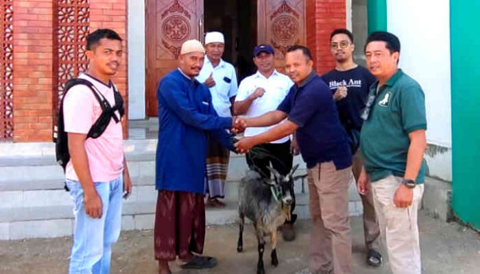 Kurban dari Gereja untuk Masjid, Tanda Cinta Kasih di Labuan Bajo