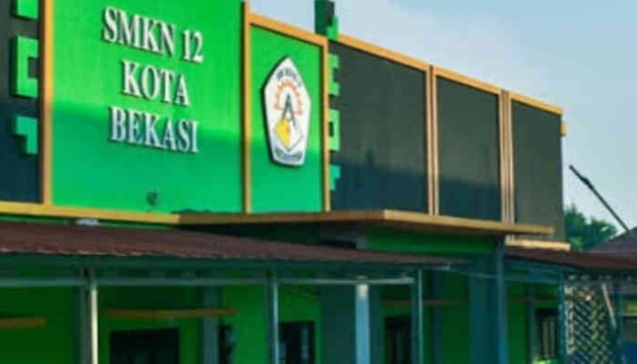 Drama Tanda Tangan di SMKN 12 Bekasi: Kepala Sekolah Lapor Wakil ke Polisi Gara-gara Legalisir SKL