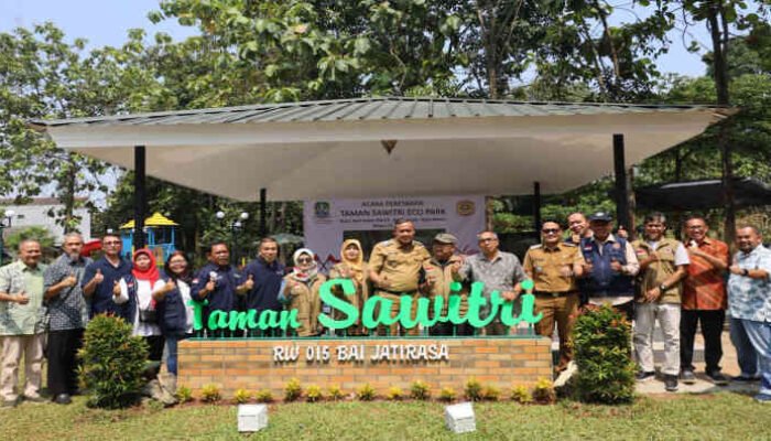Tri Adhianto Resmikan Taman Sawitri Eco Park: Secercah Oksigen di Tengah Beton dan Asap Knalpot