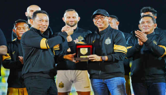 Kapolri Launching Klub Bola Bhayangkara Presisi Lampung: Dari Senjata ke Sepak Bola, Elbhara Siap Teriak!