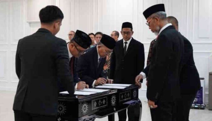 8 Komisioner LMKN Tiba-Tiba Dicopot, 10 Komisioner Baru Langsung Dilantik: Ada Apa di Balik Drama Royalti?