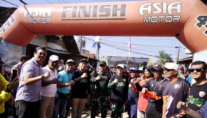 Bupati Pringsewu Lepas Ratusan Rider Gas Amal Tatrac untuk Bangun Masjid