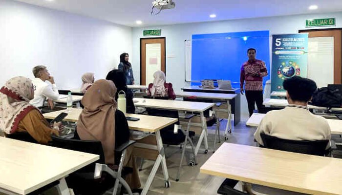 Luar Biasa! Ketua STEBI Tanggamus Jadi Sorotan di University Geomateic Malaysia, Usung Visi Ekonomi Islam Sebagai Solusi Dunia