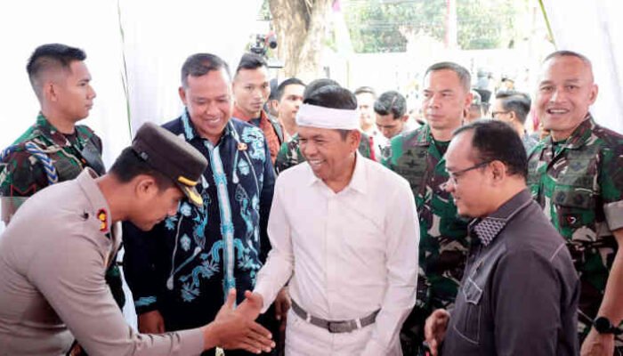 Pangdam Jaya Tutup TMMD, Wali Kota Bekasi Janji Layanan Merata, Jangan Sampai Hanya Merata di Pidato!