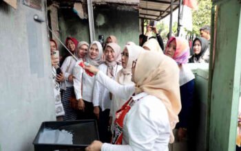 Peresmian Rumah Baru Program Rutilahu Pemkot Bekasi Bersama Yayasan Bersinar untuk Ibu Nengsih