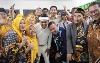 Sehari Penuh, Tri Adhianto Dampingi Gubernur Dedi Mulyadi Tinjau Pembangunan Kota Bekasi